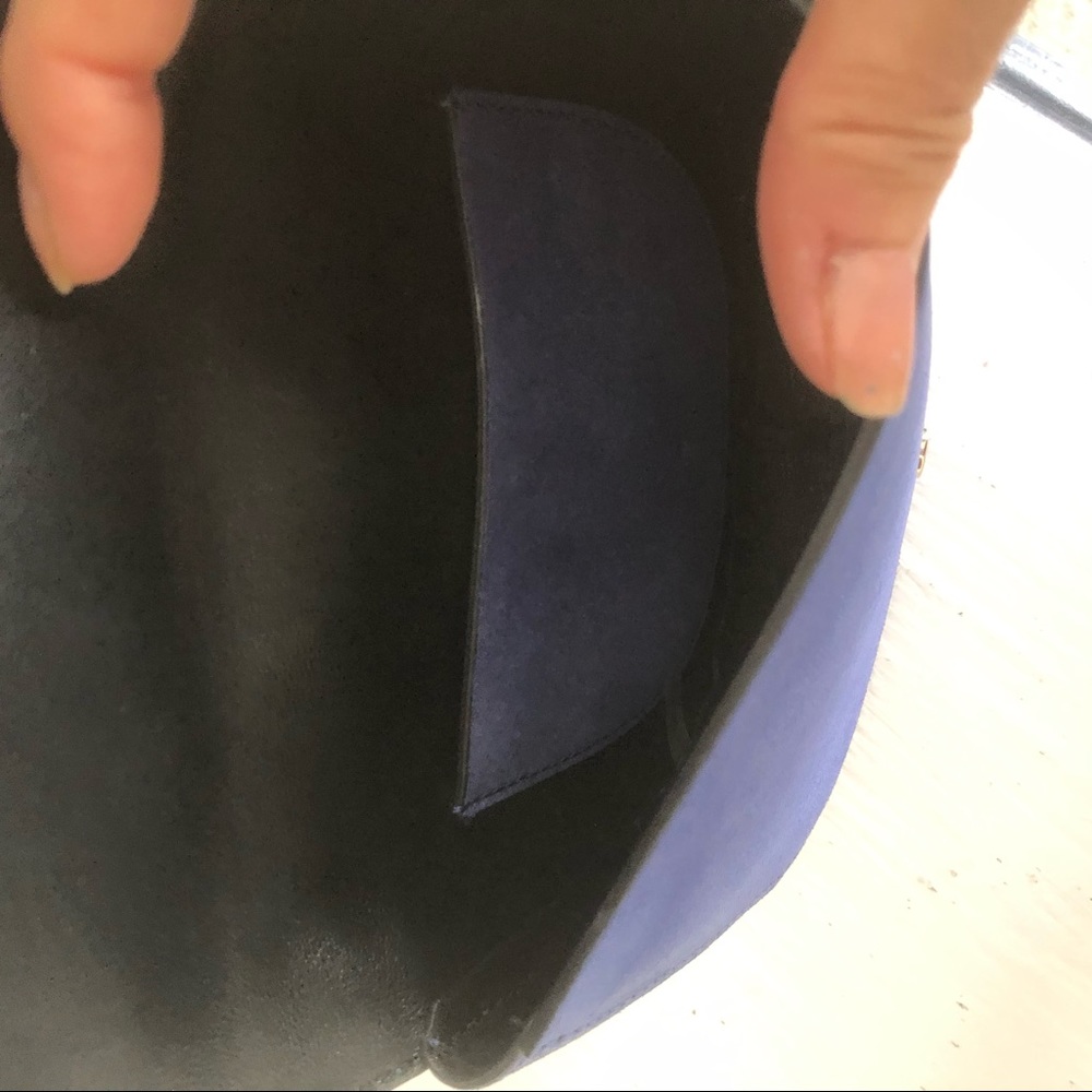 Blue suede Theory Whitney crossbody - Picture 6 of 10